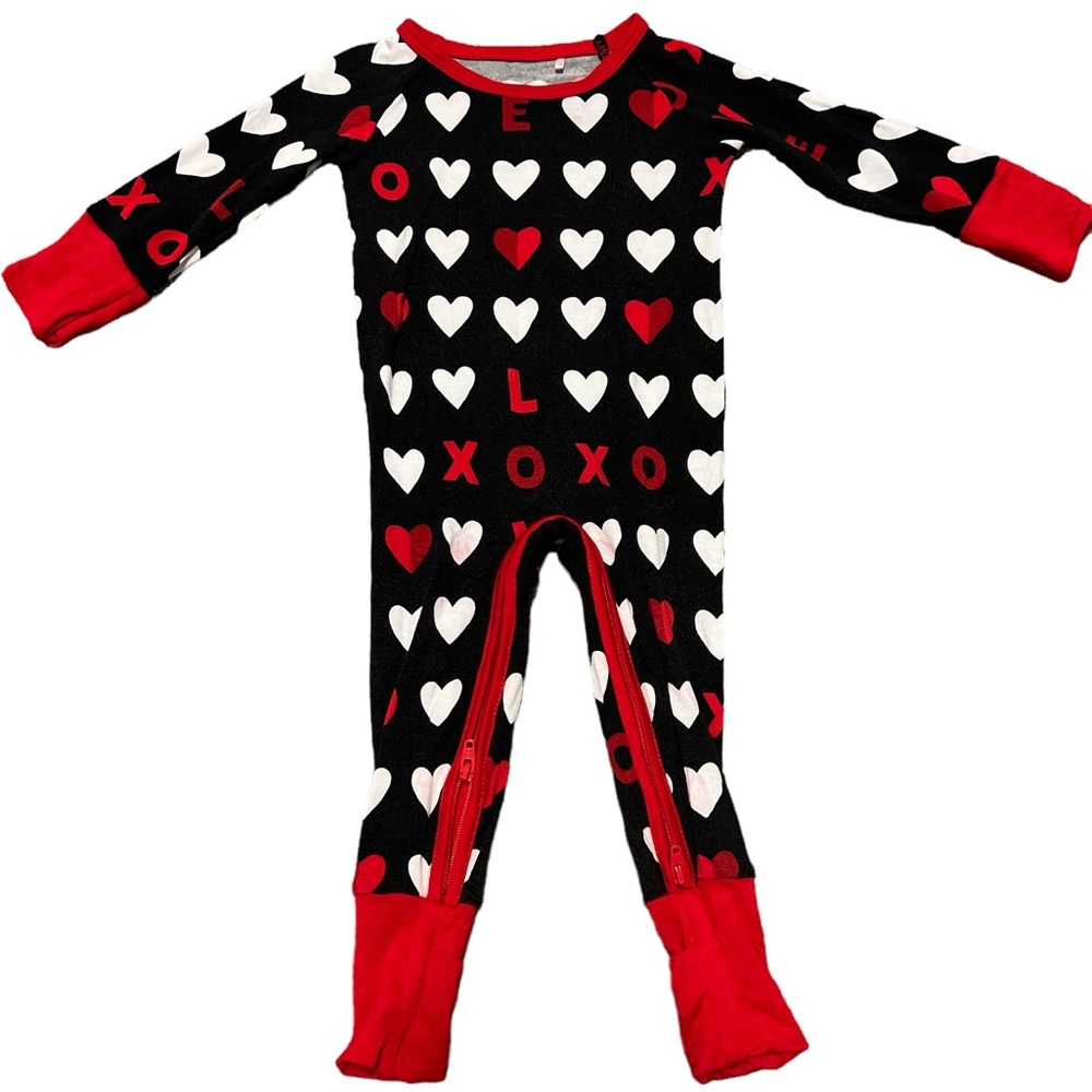 Little Sleepies XoXo Crescent Zippy